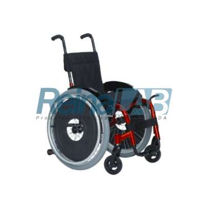Cadeira de Rodas em Alumínio com Assento 40-45cm e Pneus Infláveis - Cap. 80kg.